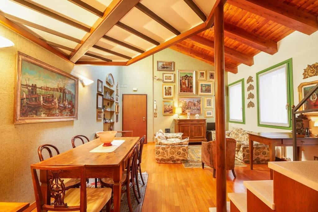 Apartment Ca' Del Pittore In Dorsoduro, Elegant Fine Arts District